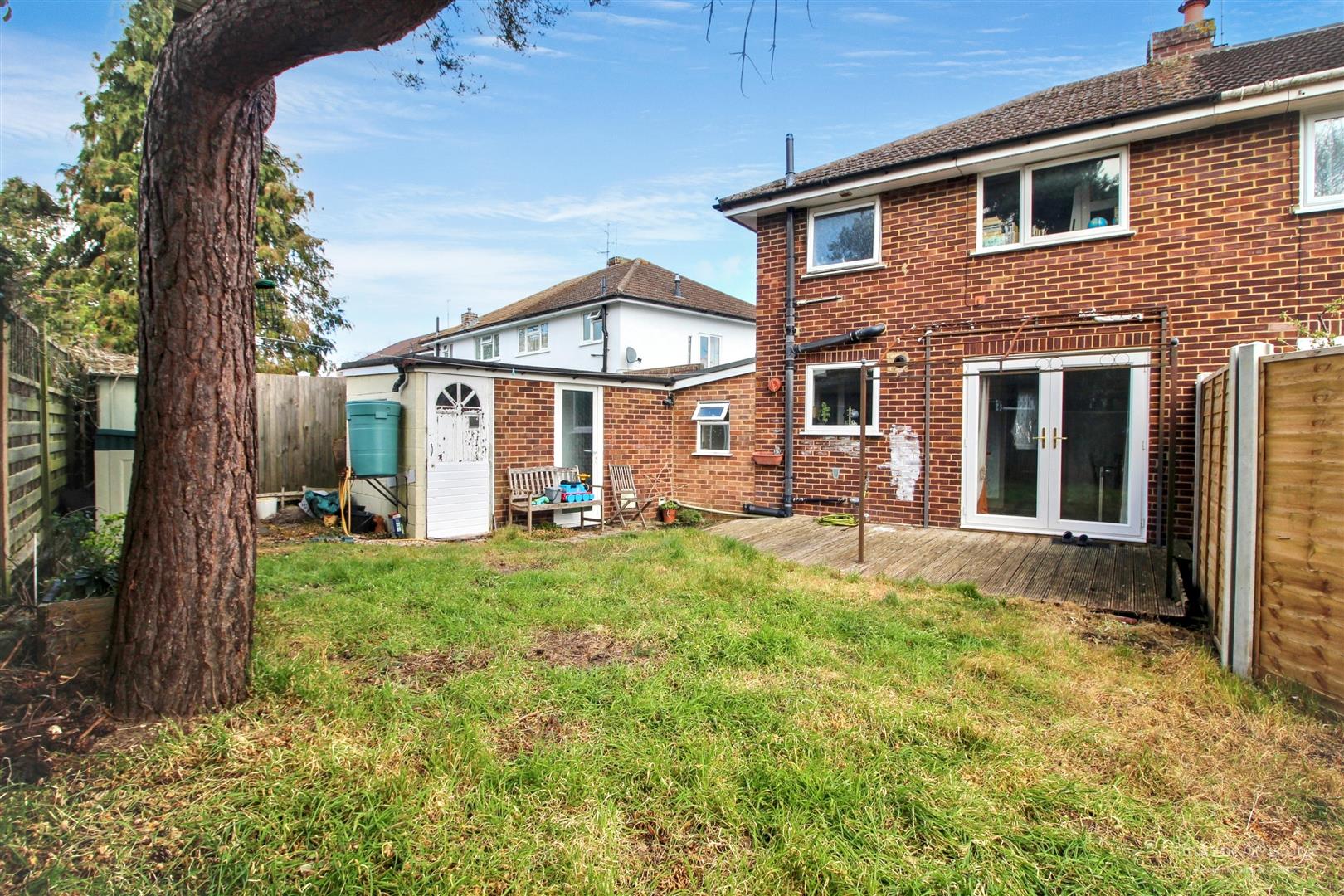 Ainsdale Crescent, Southcote, Reading